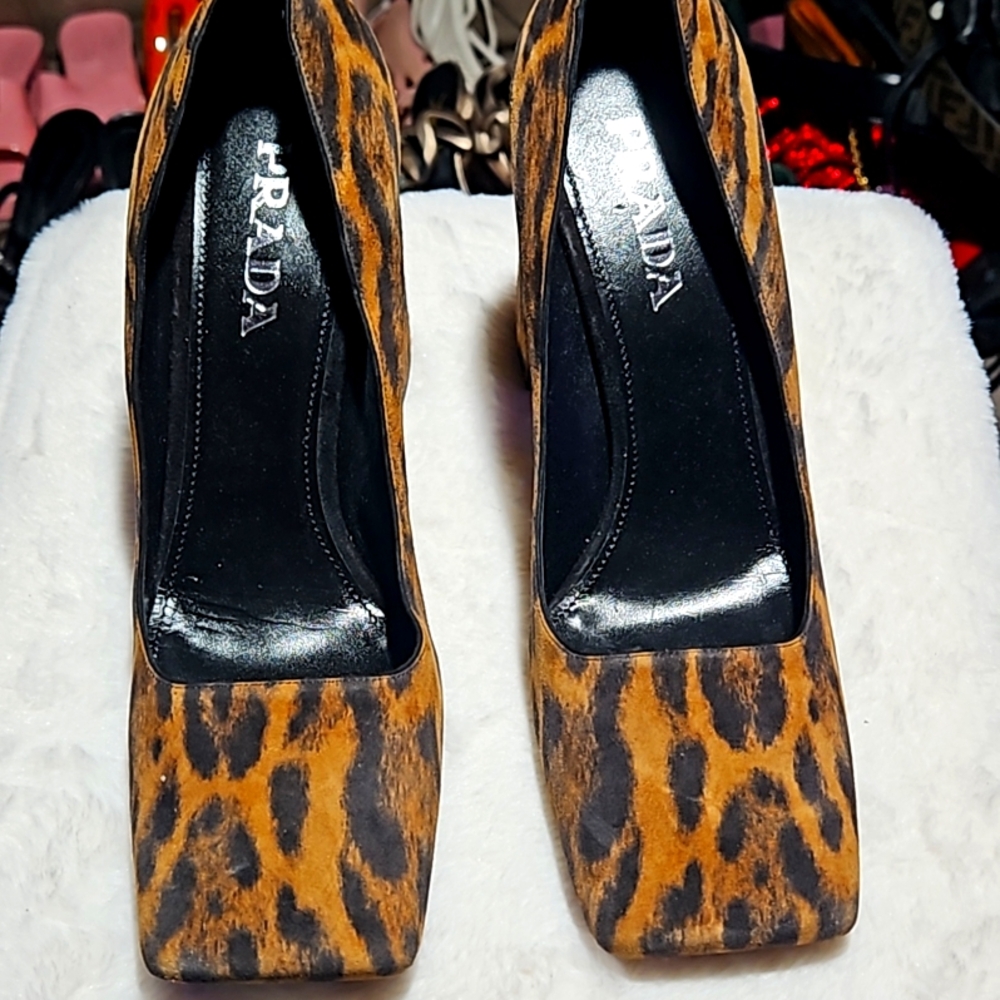 Prada animal print pumps size 39.5
